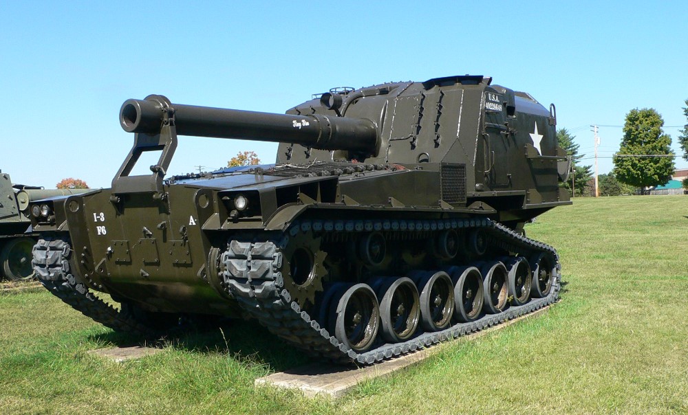 Top-5-Armored-Self-Propelled-Howitzers